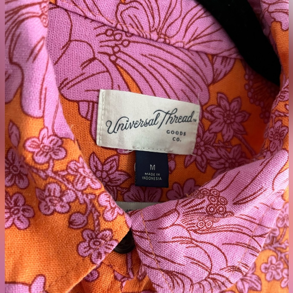 Universal Threads Button Down Top - image 3